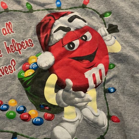 M&M 2005 Christmas shirt - Picture 3 of 6